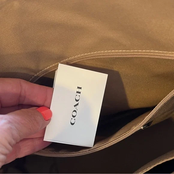 Coach Kleo Carryall Shoulder Bag Chalk White Smooth Pebble Leather Free Shipping - Picture 15 of 16